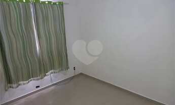 Imagem 6: Apartamento, dois dormitórios,uma vaga de garagem, andar baixo. [VP