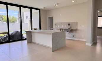 Imagem 7: Imóvel para venda possui 341 metros quadrados com 4 quartos em Jacuhy - Serra - ES