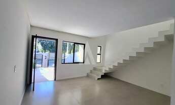 Imagem 3: Sobrado Geminado com 1 suíte(s) mais 2 quarto(s) à venda no bairro Santo Antônio em Joinvi