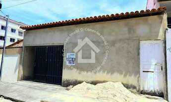 Imagem 2: VENDE-SE casa com 2 quartos sendo 1 suíte no Bairro Aeroporto