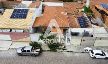 Imagem: Casa com três quartos, na bairro Vila Eduardo