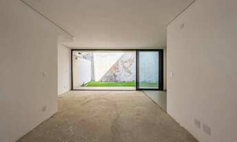 Imagem 3: Casa à venda em Santana de Parnaíba, Alphaville, com 4 suítes, com 214 m², Alpha House 1