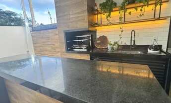 Imagem 3: Vendo linda casa com piscina no São Jorge, com 3 quartos!