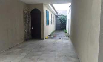 Imagem 7: Casa Exclusiva para Aluguel em Monte Castelo, Fortaleza 4 Quartos, 3 Suítes