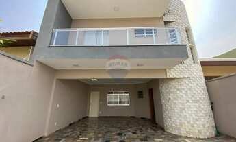 Imagem 2: Casa para locação com piscina, 3 dormitórios, suíte, no Parque Novo Mundo