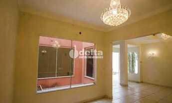 Imagem 3: Casa Comercial disponível para locação no bairro Centro em Uberlândia-MG