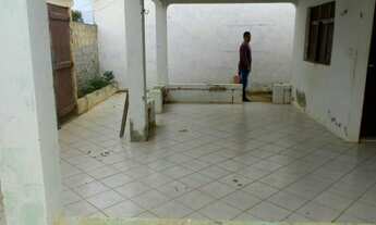 Imagem 4: Casa alugo ou verdo