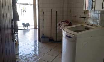 Imagem 5: Casa mobiliada alto padrão, 5 quartos, sendo uma suíte, closet e hidro, piscina, Cancela P