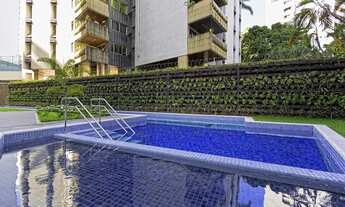 Imagem 3: Apartamento de luxo à venda com 5 suítes, Em frente a Praça Fleming, Jaqueira- Recife-PE