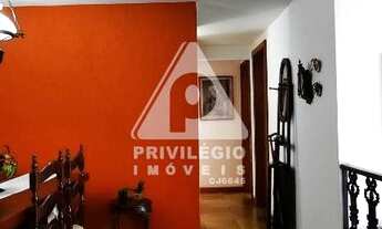 Imagem 4: 3 quartos 1 suite com vista ampla verde e lateral do Cristo. Impecavel. Armarios planejado