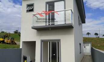 Imagem 3: Casa para venda com 98 metros quadrados com 3 quartos