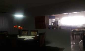 Imagem 2: SÃO JOSÉ DOS CAMPOS - Casa Padrão - BOSQUE DOS EUCALIPTOS