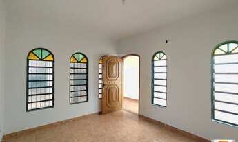 Imagem 2: Casa (térrea na rua) 4 dormitórios/suite, cozinha planejada