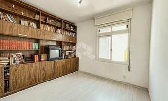 Imagem 7: Apartamento para venda tem 114 metros quadrados com 3 quartos em Rio Branco - Porto Alegre