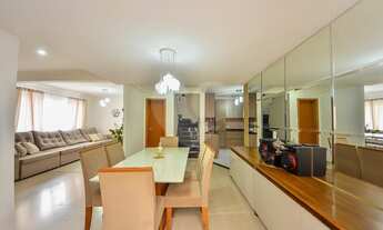 Imagem 7: Sobrado (não geminado) ensolarado, com 04 quartos, 02 vagas