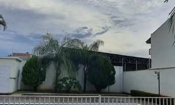 Imagem 2: Casa 3quartos sendo 2suites A venda condominio Village San Francisco/Flamboyan