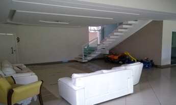 Imagem 5: JACAREÍ - Casa Padrão - JARDIM SANTA MARIA