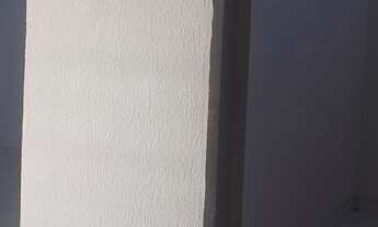 Imagem 2: ALUGO APTO 2QTS NO COND. MESTRE DARMAS.