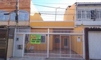 Imagem 2: Casa para aluguel possui 100 metros quadrados com 3 quartos em Núcleo Bandeirante - Brasíl