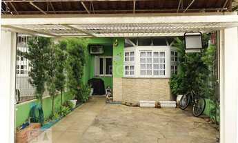 Imagem: Porto Alegre - Casa Padrão - Aberta dos