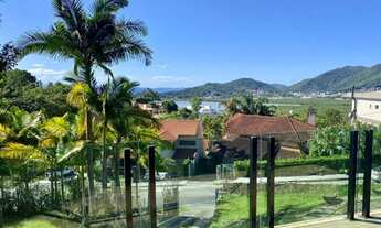 Imagem 2: CASA 04 QUARTOS BAIRRO JOÃO PAULO EM FLORIANÓPOLIS