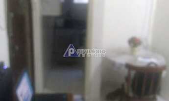 Imagem 7: LINDO e ESPAÇOSO, 1 quarto com dependência em Bairro de Fátima/Santa Teresa