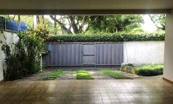 Imagem 2: Casa com piscina no Seminário