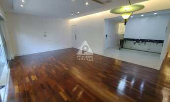 Imagem 3: Apartamento á venda, 3 quartos, 1 suíte, 2 vagas na Lagoa, Rio de Janeiro/RJ