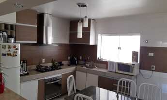 Imagem 2: Apartamento para venda tem 84 metros quadrados com 3 quartos em Saraiva - Uberlândia - MG