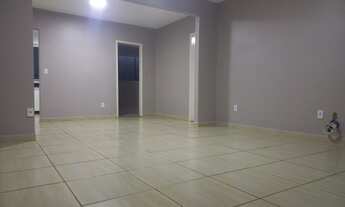 Imagem 3: Vende-se uma bela casa com 4 quartos, sendo 2 suítes na Qd 05 do Setor Sul