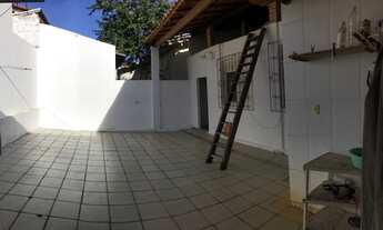 Imagem 7: Casa para venda, 360m² na Pituba, 3/4, sendo 2 SUÍTES, GABINETE, 2 VAGAS, dependência comp