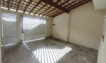 Imagem 3: Casa para venda possui 120 metros quadrados com 3 quartos em Jardim Simus - Sorocaba - São