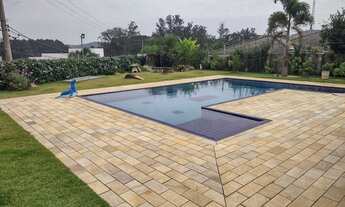 Imagem: Casa de condomínio térrea para venda possui