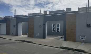 Imagem 3: Linda casa com 3 quartos - Piso no porcelanato