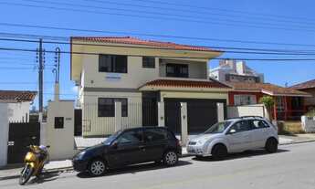 Imagem 3: Casa para Venda em Florianópolis, Estreito, 6 dormitórios, 3 suítes, 4 banheiros, 4 vagas