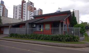 Imagem: CASA A VENDA EM EM ÓTIMA LOCALIZAÇÃO