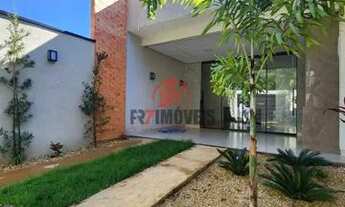 Imagem 2: Casa Perfeita! 3 Quartos sendo 1 Suíte - Área Gourmet com Churrasqueira - Parque das Flore