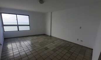 Imagem 2: Apartamento para aluguel possui 225 metros quadrados com 4 quartos