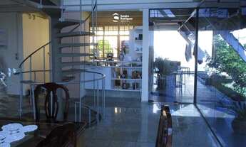 Imagem 3: Casa de Condomínio com 3 Quartos à Venda em Arujá Country Club, 242 m²