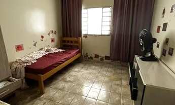 Imagem 5: Casa para venda tem 280 metros quadrados com 3 quartos em Residencial Jardim Leblon - Goiâ