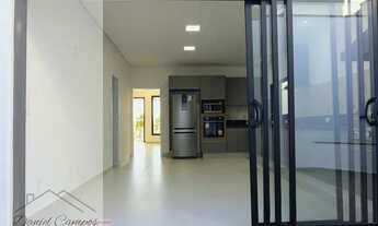 Imagem 7: Linda casa no condomínio fechado Central Parque, em Salto/SP, com 202 m² de área útil