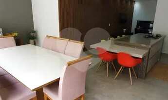 Imagem 7: Lindo sobrado a venda no condomínio Reserva Ermida I