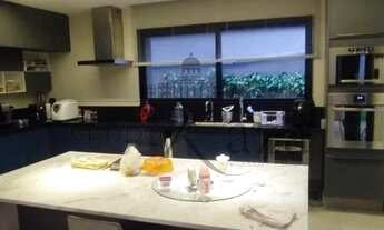 Imagem 6: Casa de condomínio para venda possui 340 metros quadrados com 4 quartos