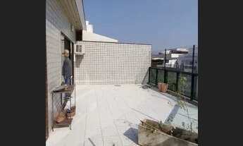 Imagem 7: Cobertura para aluguel possui 180 metros quadrados com 4 quartos