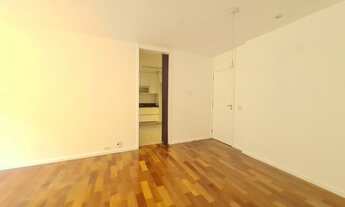 Imagem 7: Apartamento com varanda, 3 quartos, indevassavel , 2 vagas na escritura!