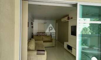 Imagem 6: Apartamento Reformado com Infra Estrutura Total em Área Nobre de Laranjeiras