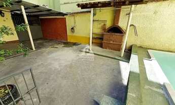 Imagem 4: Excelente Casa com 4 Quartos, 277m², área de lazer