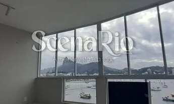 Imagem 2: Apartamento para Venda em Rio de Janeiro, Urca, 3 dormitórios, 1 suíte, 3 banheiros, 1 vag