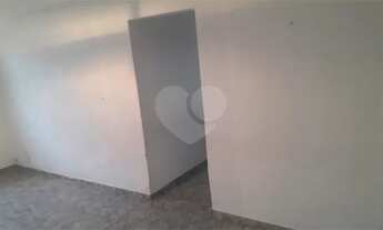 Imagem 3: Apartamento térreo 2 quartos em Penha Circular [VP