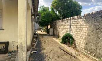 Imagem 4: E - A venda em excelente localização